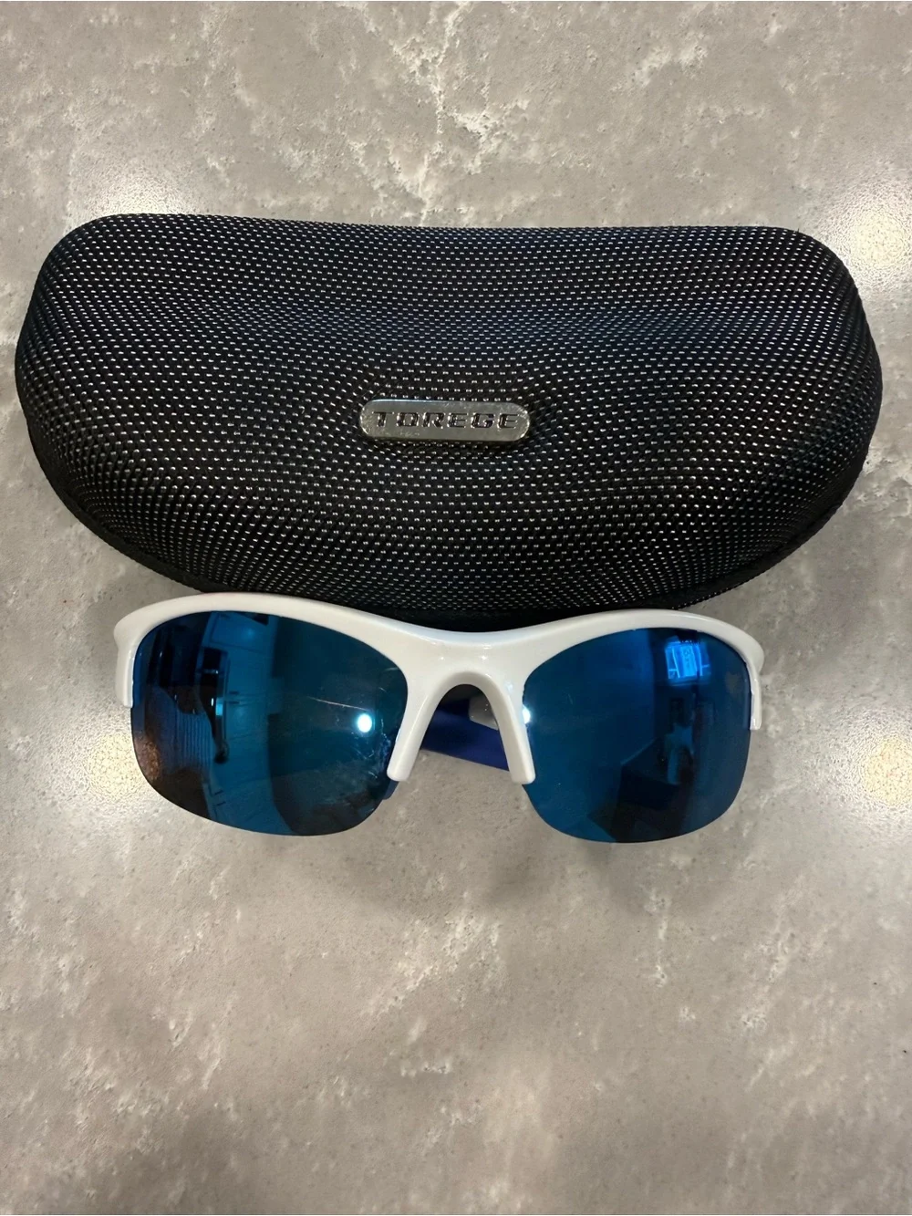 TOREGE TR041 Kids Polarized Sport Sunglasses White Blue Mirrored + Case